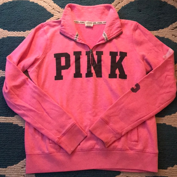 PINK Victoria's Secret Tops - 🌷VS PINK QUARTER ZIP SWEATSHIRT SIZE SMALL🌷